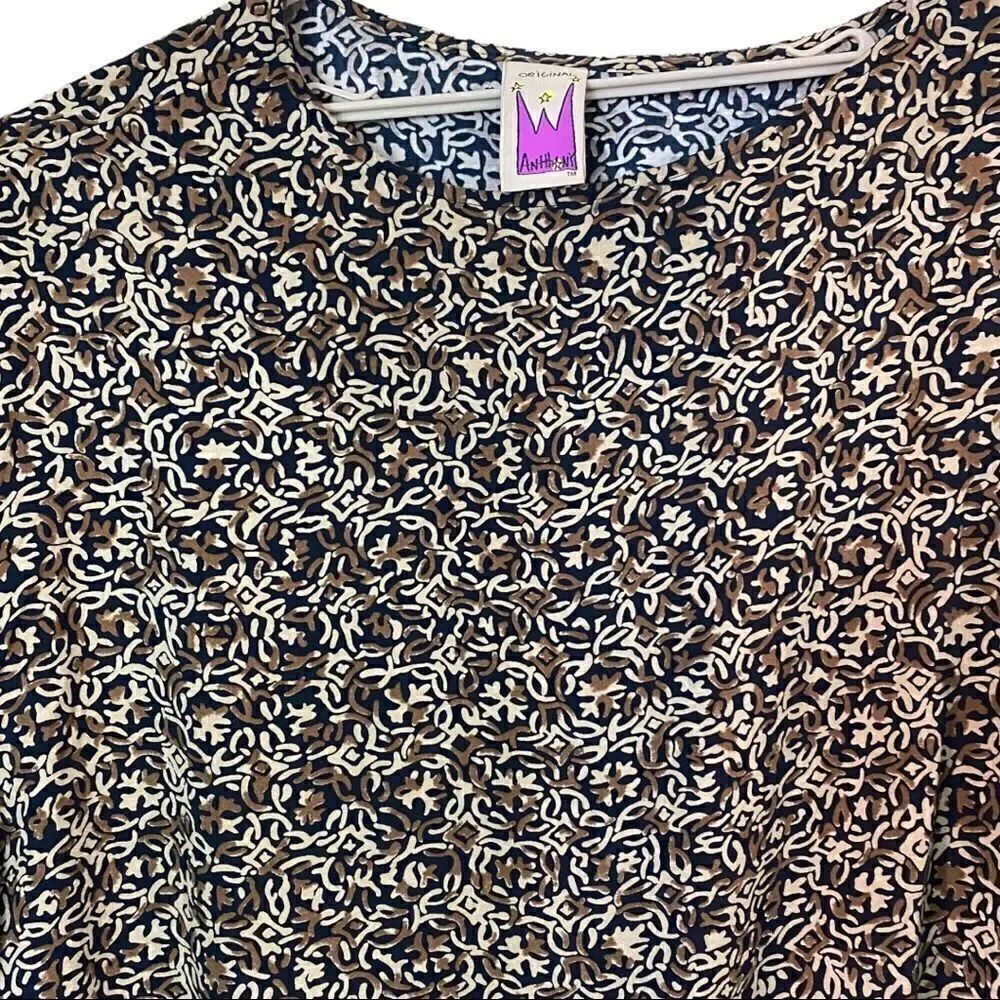 Anthony Original Graphic Asymmetrical Blouse Size 3X - Picture 5 of 7